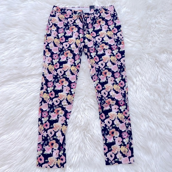 5 for $10!!! H&M pants 98%cotton - Picture 1 of 10